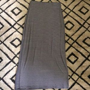 Old Navy Jersey Knit Maxi Skirt